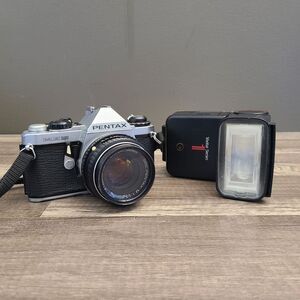 Pentax ME Super - 50mm f1:1.7 SMC Pentax-M Lens *UNTESTED* W/Manual & Flash READ